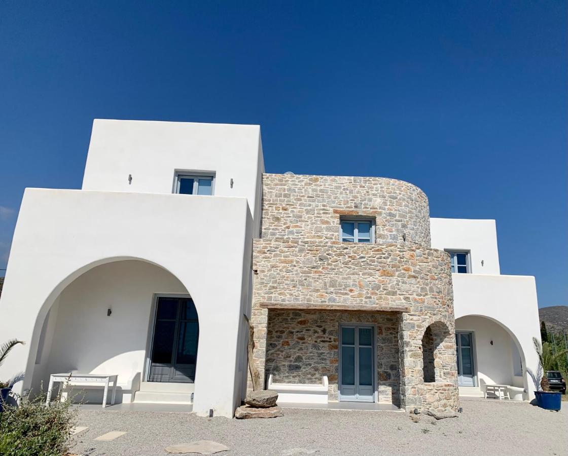 Thomas Villas On The Beach Katapola Exterior photo